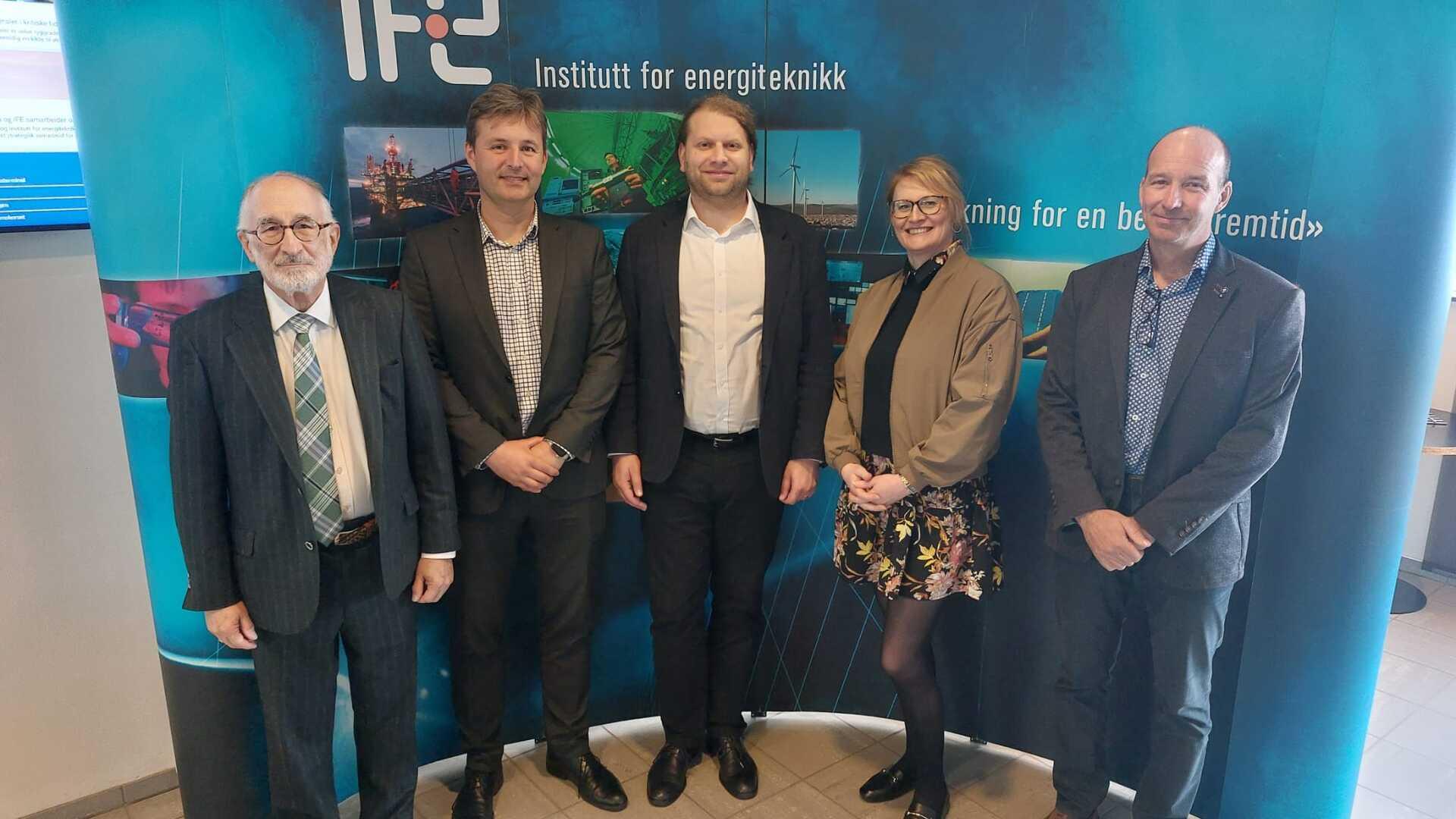 Jaromír Kejval (vpravo) s dalšími odborníky při návštěvě Norska na jaře 2025