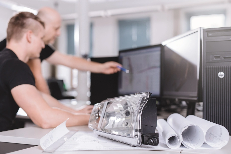 Detailansicht eines Scheinwerfers im CAD-Büro der Firma TIYO