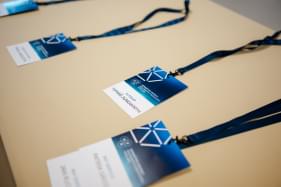 Details zu den Ansteckern für das VVA-Seminar 2025